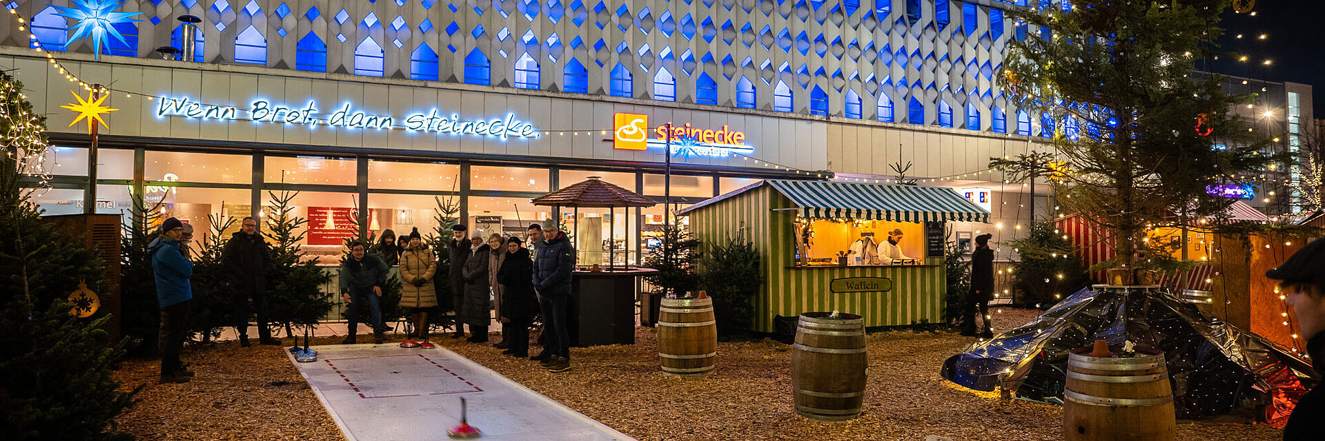 Eisstockschießen auf dem SWM Weihnachtsmarkt